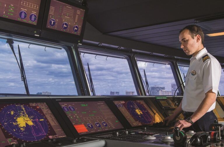 Benefits of Integrated Bridge Systems (IBS) in Modern Vessels